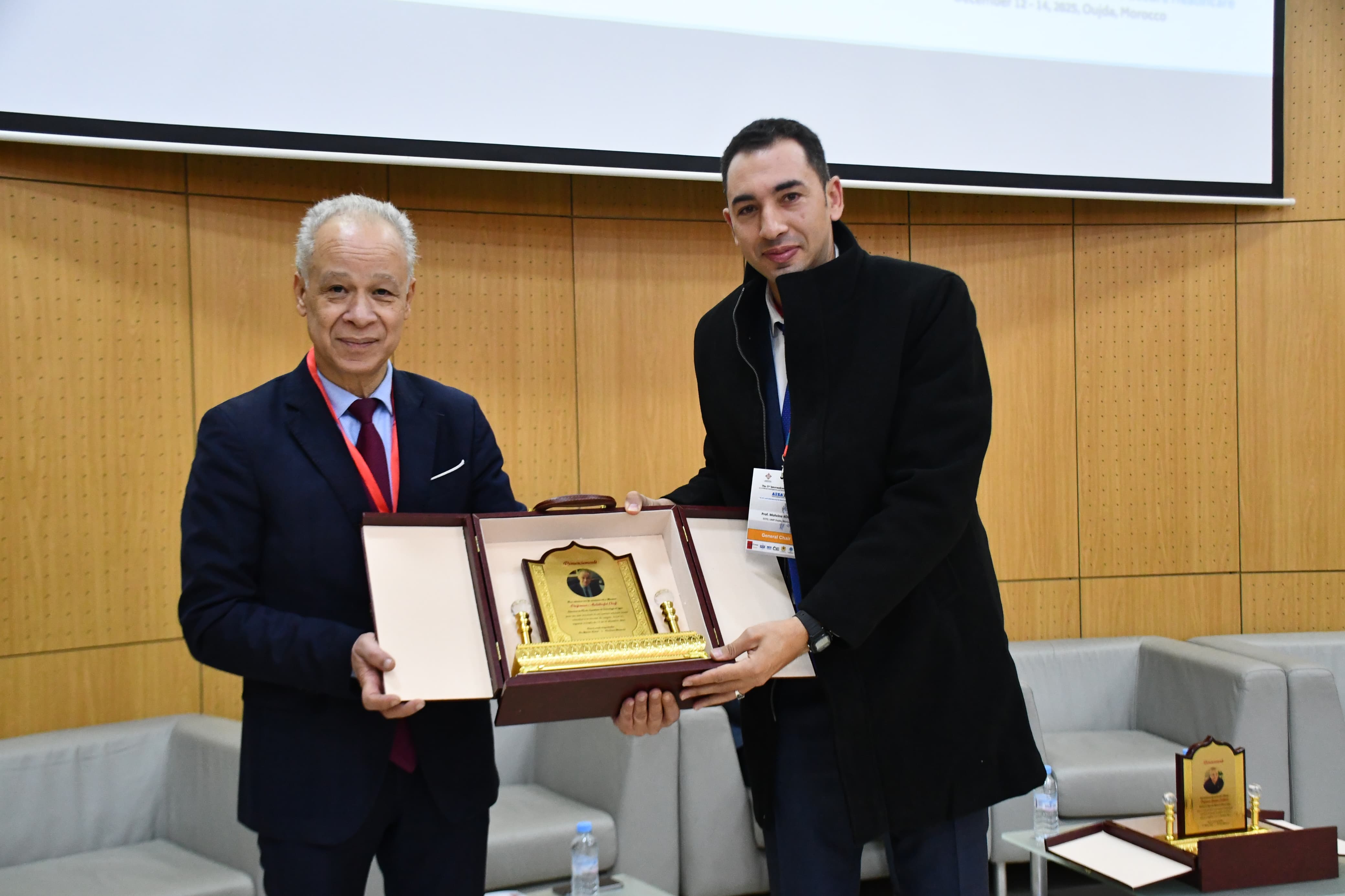 جامعة وجدة..المؤتمر الدولي حول الذكاء الاصطناعي والتطبيقات الذكية جمع أهم الخبراء