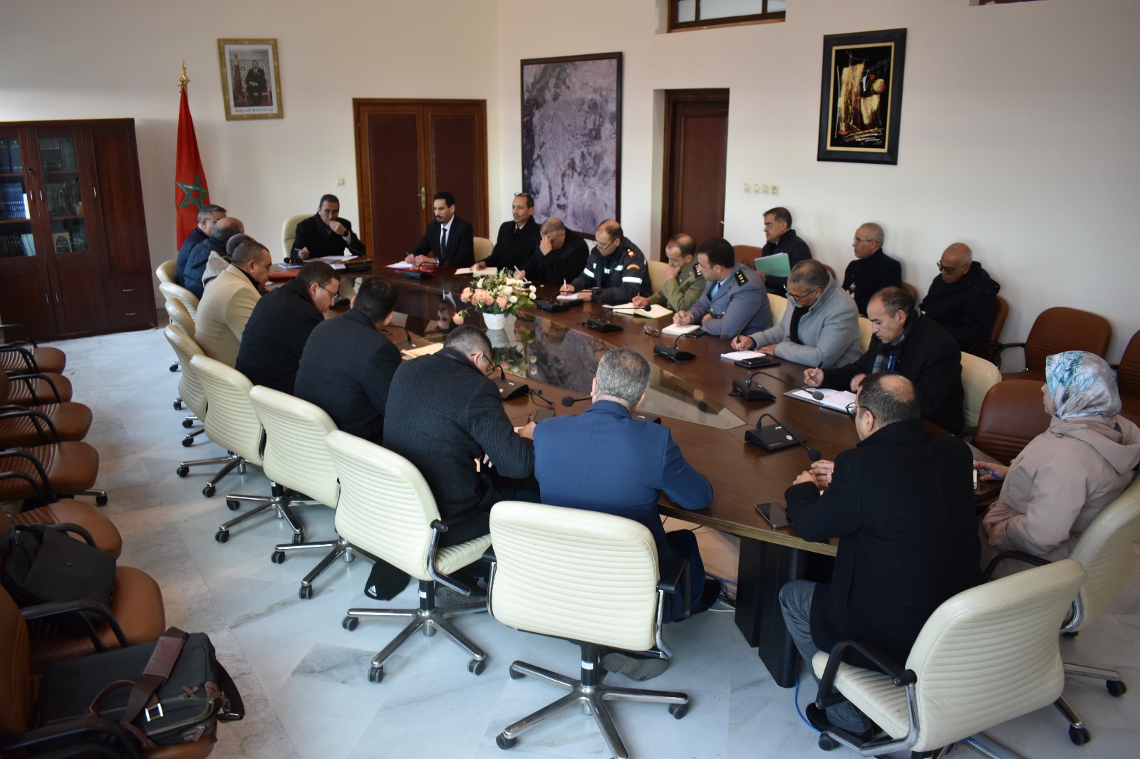 تقلبات جوية تضع تاوريرت على أهبة الاستعداد: اجتماع طارئ لتأمين المناطق الجبلية وحماية الساكنة