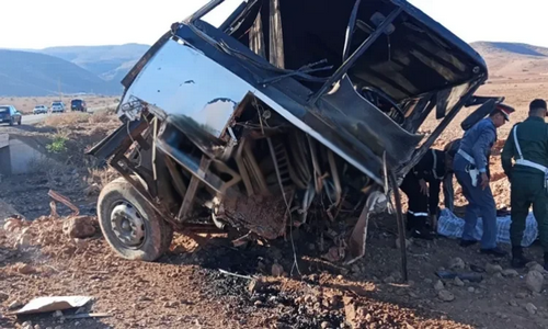 8 مصابين في انقلاب حافلة بتزطوطين… والسلطات تستنفر