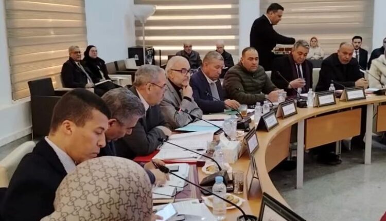 مجلس عمالة وجدة أنكاد يصادق بالإجماع على اتفاقيات تنموية ويعدل ميزانية 2026