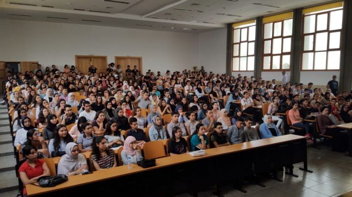 منح طلبة الماستر 2025–2026 تمنح وفق الاستحقاق الاجتماعي والعلمي (تفاصيل ومعايير جديدة)