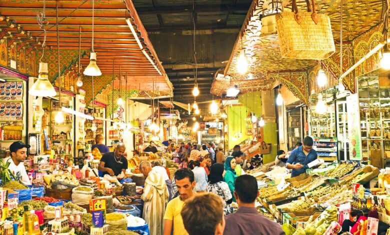 مراقبة الأسعار وجودة المواد الغذائية بفاس قبل رمضان.. حملات ميدانية وتشديد الرقابة بالأسواق