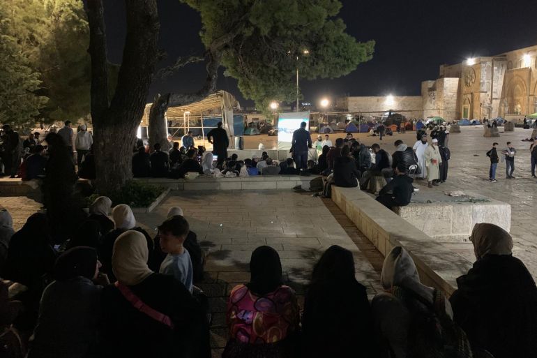 استمرار إغلاق المسجد الأقصى في ليلة 27 رمضان وسط انتشار أمني مكثف بالقدس
