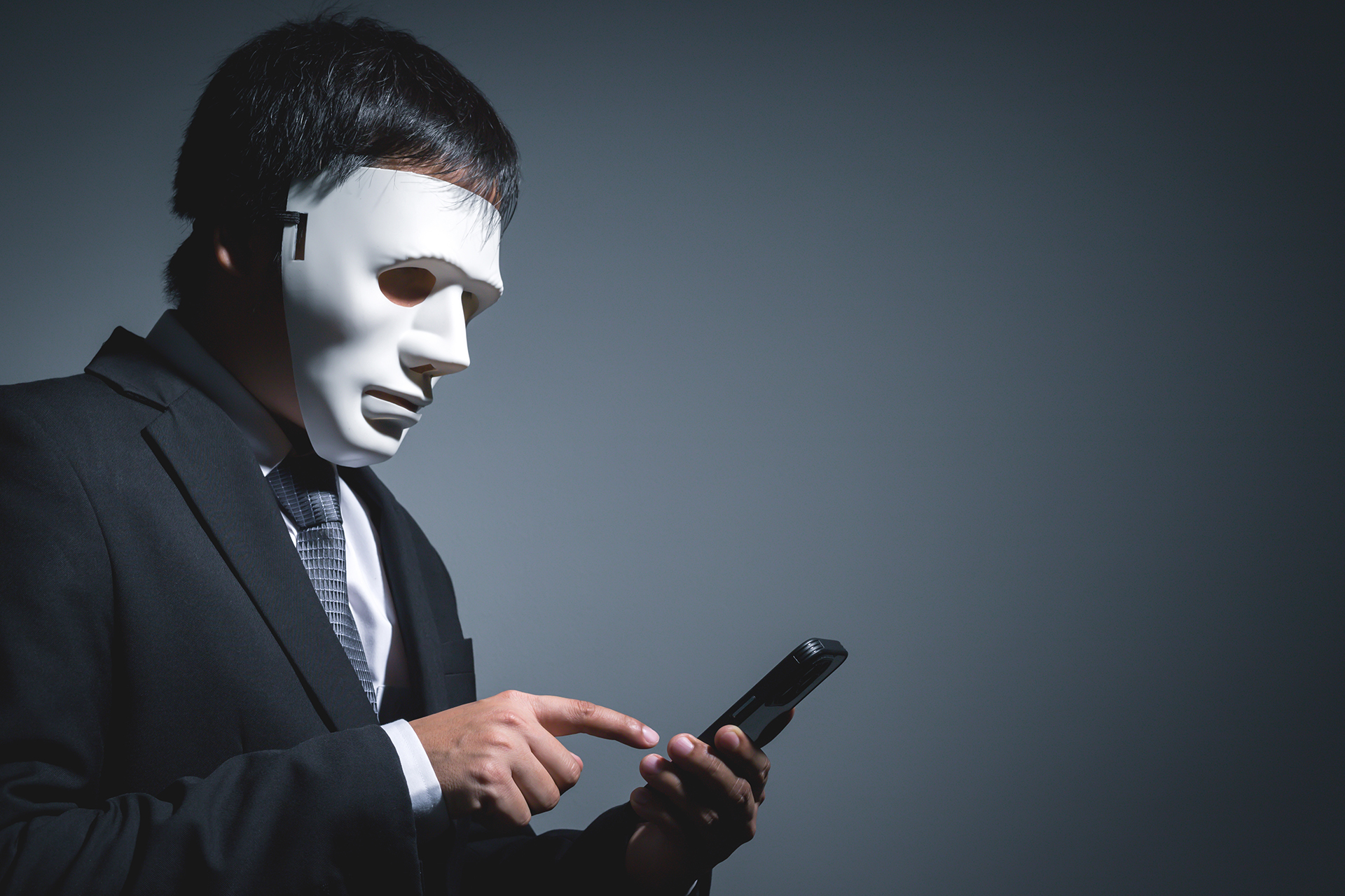 توقيف شخص متورط في النصب عبر الهاتف والاستيلاء على معطيات بنكية للضحايا
