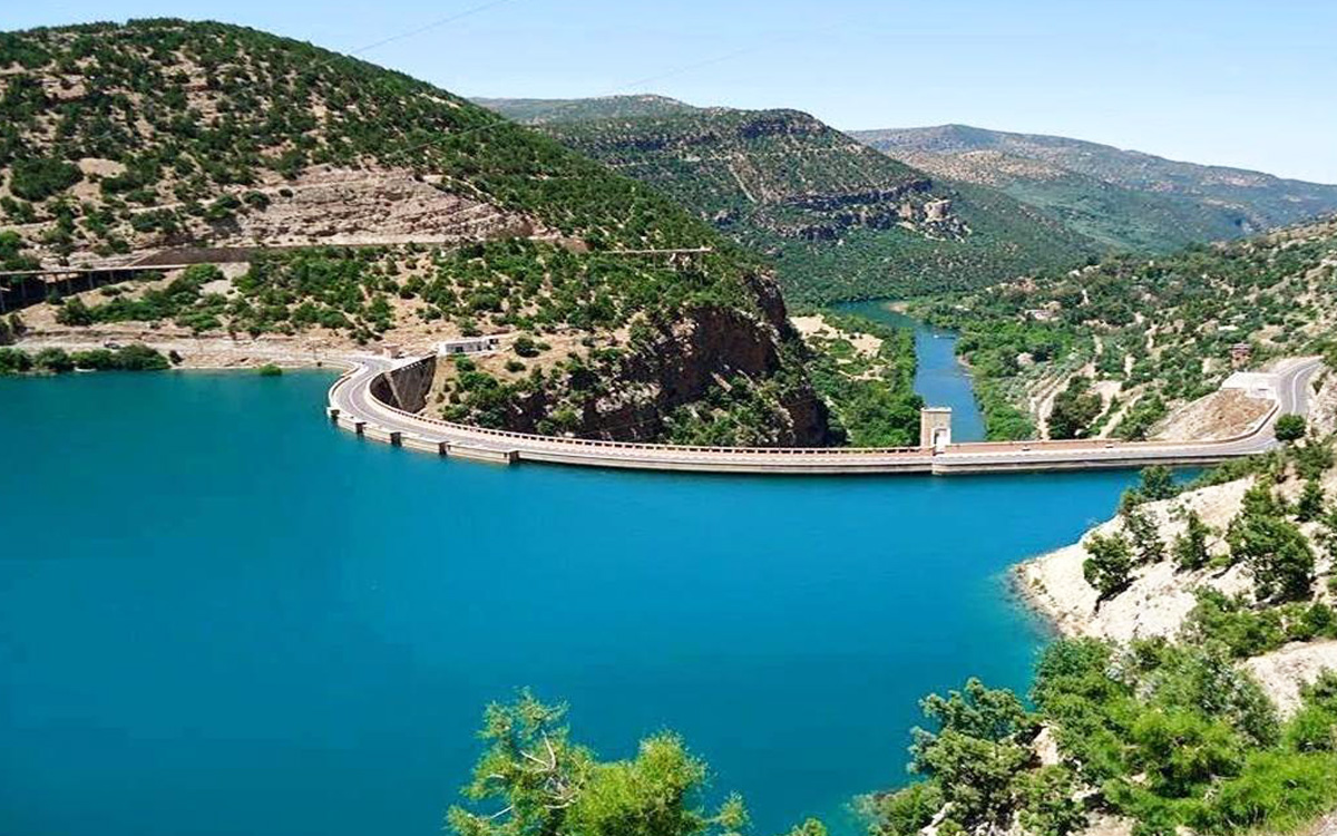 اختلالات قنوات الري تحرم أراضي بحوض أم الربيع من مياه السقي