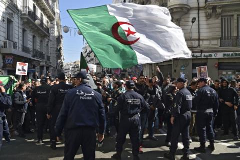 تنديد حقوقي بإغلاق جمعية عائلات المفقودين في الجزائر