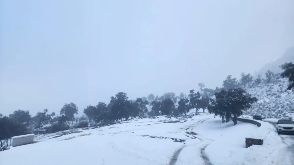 نشرة إنذارية: تساقطات ثلجية مرتقبة بعدد من مناطق المغرب ابتداء من الثلاثاء