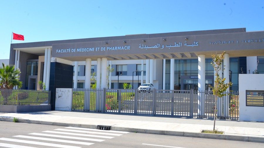 تأخر تعويضات طلبة الطب والصيدلة يثير تساؤلات حول إصلاح المنظومة الصحية