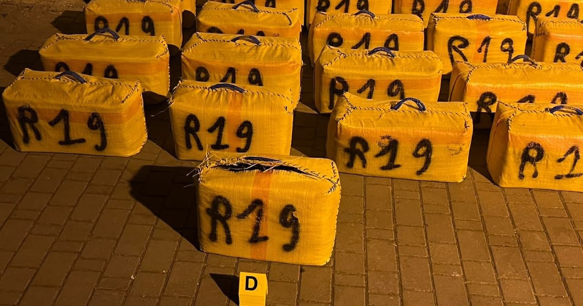 حجز 700 كيلوغرام من الشيرا بضواحي طنجة وسائق يفر من قبضة الدرك