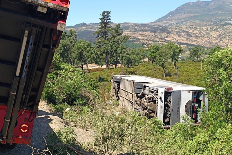 حادث مأساوي يعيد الجدل حول سلامة حافلات نقل المسافرين بالمغرب