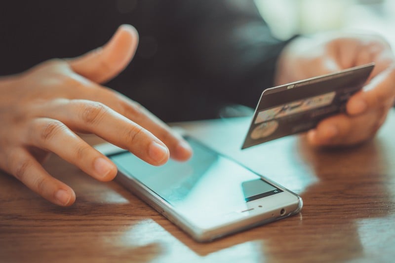 تفكيك شبكة للنصب البنكي يعكس تصاعد مخاطر الاحتيال الرقمي ويبرز يقظة الأمن