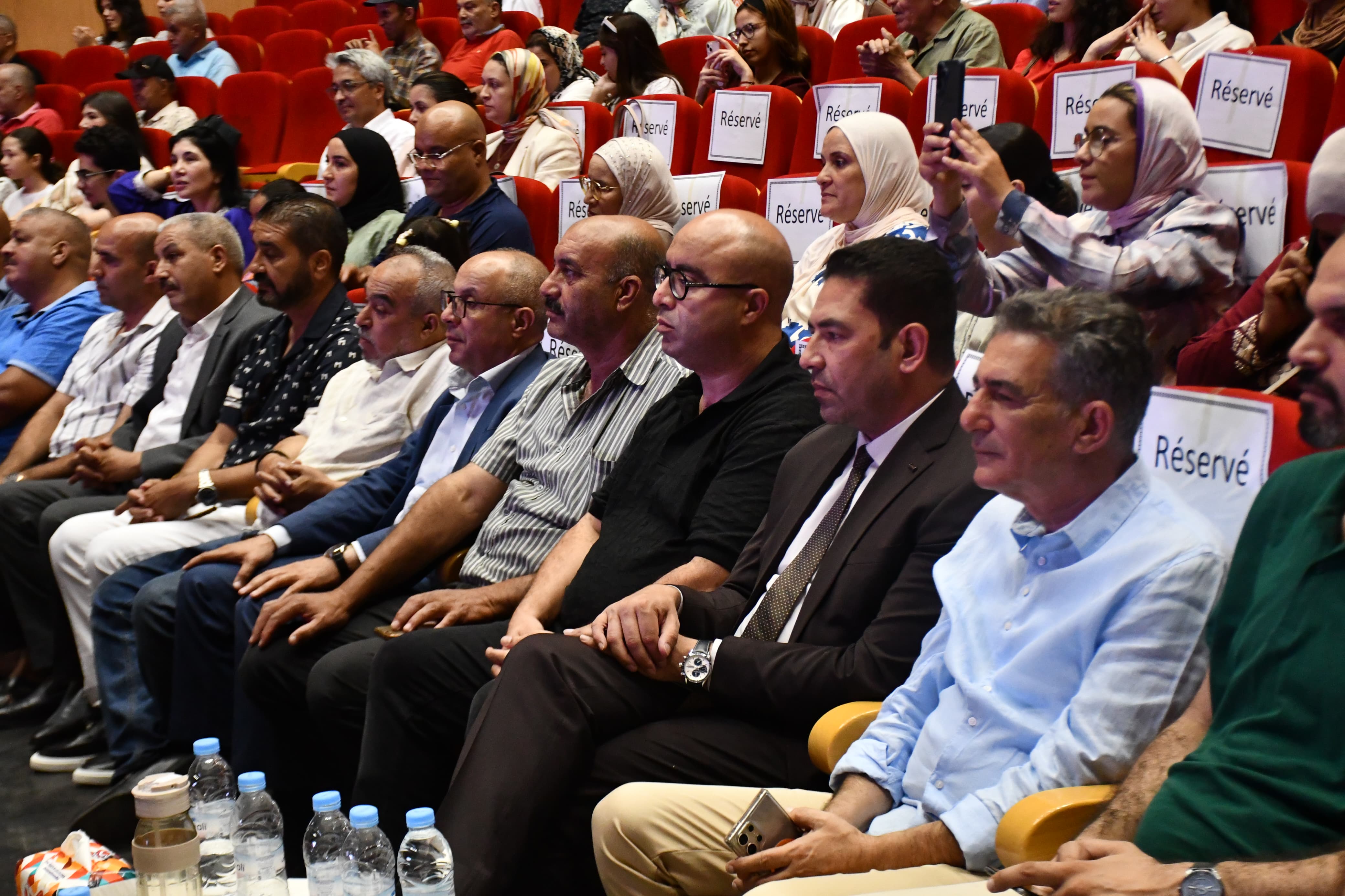 جمعية “ريم” بوجدة تُتَوِّجُ مسارها الاجتماعي بتخريج أول فوج من برنامج “فُرصة ثانية”