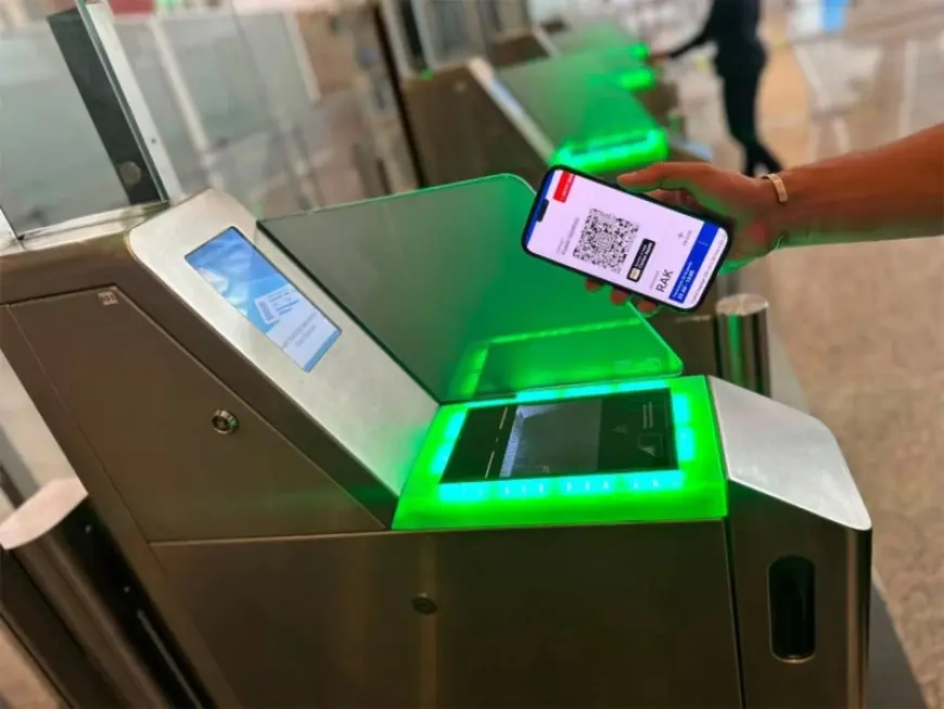 مطارات المغرب تطلق بطاقة الإركاب الرقمية.. السفر عبر الهاتف يبدأ رسميا