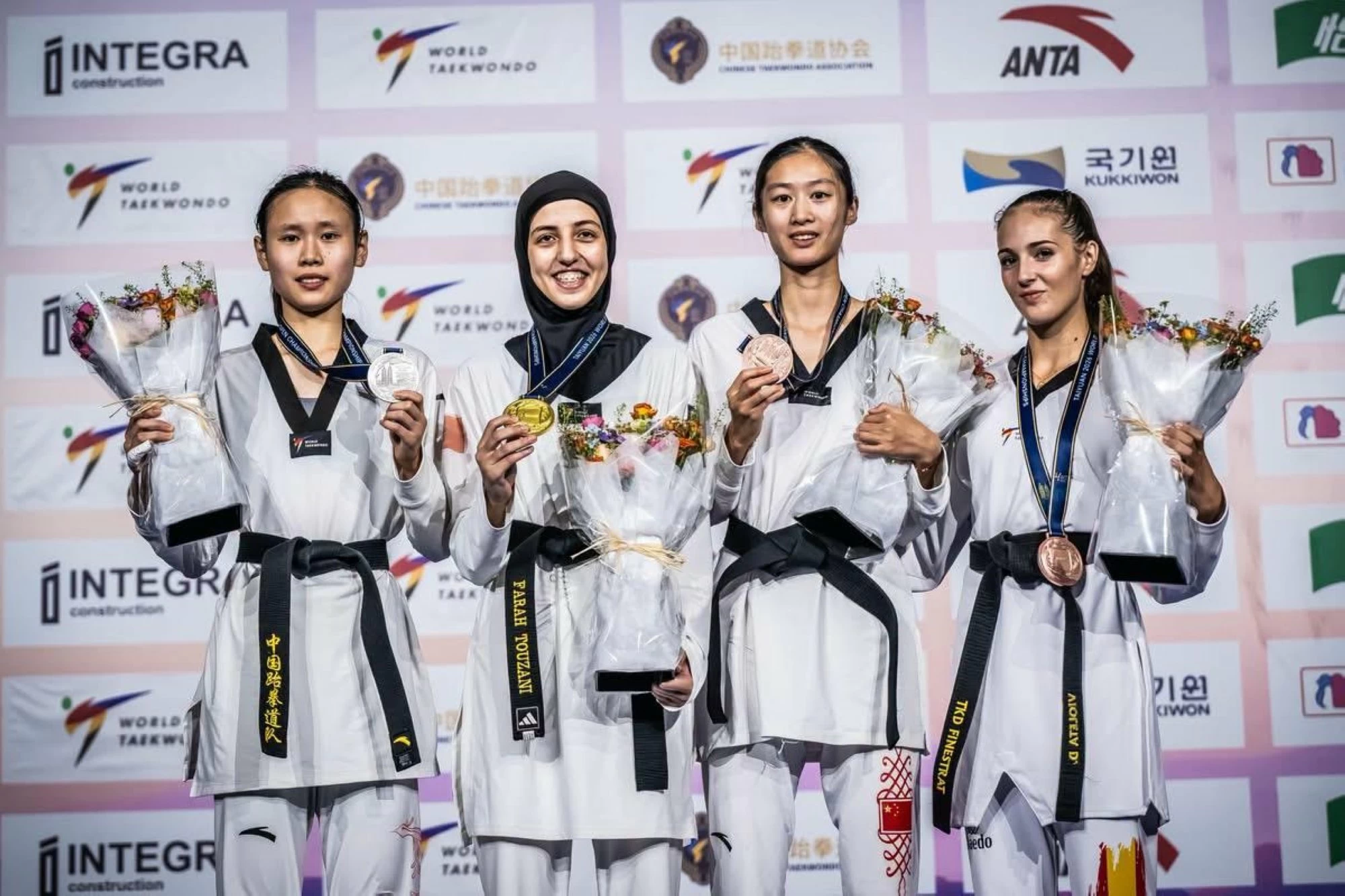 ذهبية عالمية للمغربية فرح التوزاني في التايكوندو بالصين
