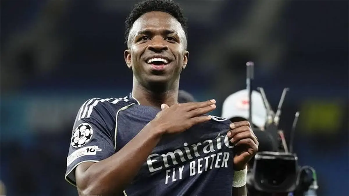 ريال مدريد يحصن نجمه فينيسيوس بعقد يمتد حتى 2032