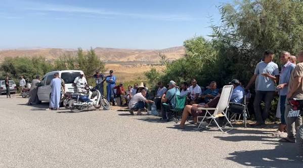 صناع الزليج بفاس يحتجون على أزمة الطين ويحذرون من توسع المكننة
