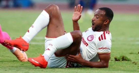 إصابة الكعبي.. كسر مزدوج وجراحة ناجحة تبعده طويلا عن الملاعب